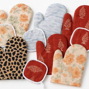 Heat Resistant Oven Glove with Pot Holder